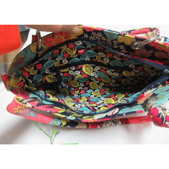 Vera Bradley Happy Snails Tote Handbag Chain Shoulder Purse Quilted Floral NEW - Picture 5 of 9